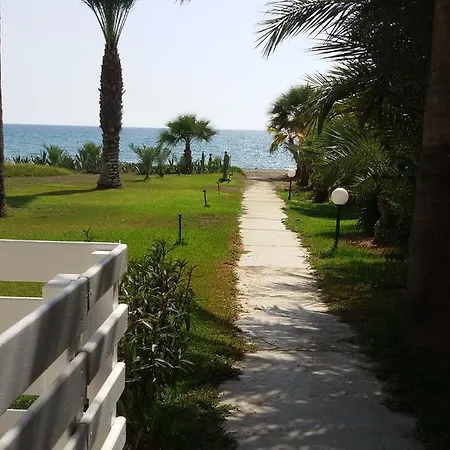 شقة Sandy Beach 6 *